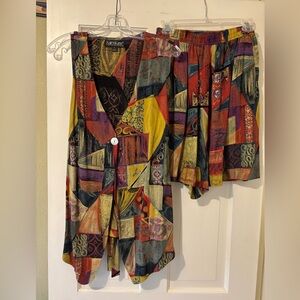 Karen Kane 2 pc shorts set. EUC. Colorful Geometric Vest and Shorts Set